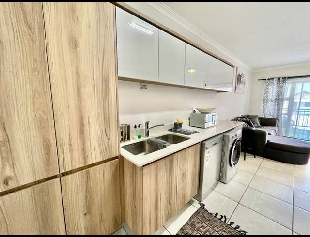 1 BEDROOM PROPERTY TO RENT IN BLYDE RIVERWALK ESTATE